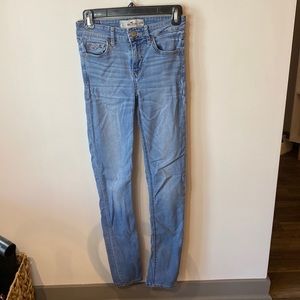 Women’s Hollister size 1 blue jeans